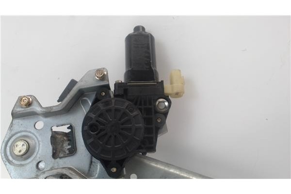 Recambio de mecanismo elevalunas trasero derecho para hyundai getz (tb) referencia OEM IAM 834041C010  