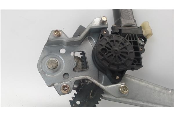 Recambio de mecanismo elevalunas trasero derecho para hyundai getz (tb) referencia OEM IAM 834041C010  