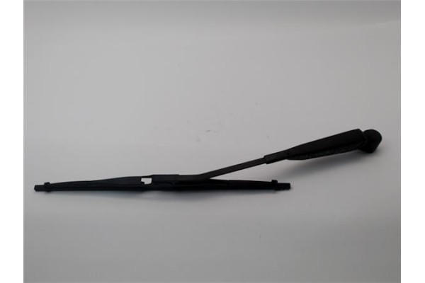Recambio de brazo limpiaparabrisas delantero izquierdo para opel combo (corsa c) 1.7 dti 16v referencia OEM IAM 09225630  