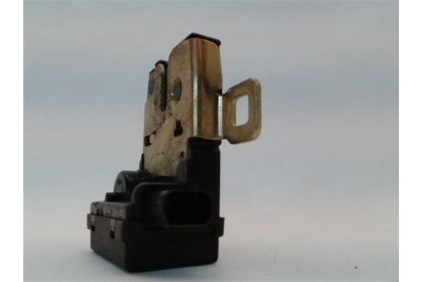 Recambio de cerradura porton para mini one 1.6 referencia OEM IAM 7130322  