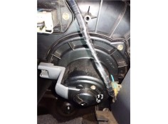 Recambio de motor calefaccion para ssangyong rodius 2700 referencia OEM IAM 405T0400  