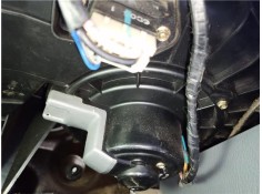 Recambio de motor calefaccion para ssangyong rodius 2700 referencia OEM IAM 405T0400  