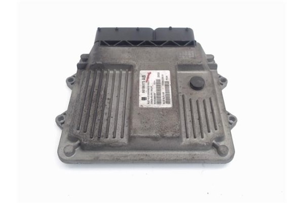 Recambio de centralita para suzuki swift iii (sg) 1.3 ddis referencia OEM IAM 55195173AB  