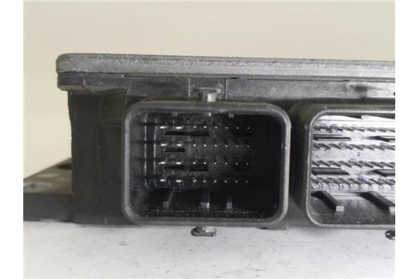 Recambio de centralita para renault megane ii sedán (lm0/1_) 1.5 dci referencia OEM IAM 8200334419 8200414354 