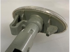 Recambio de piloto intermitente lat. delantero derecho para peugeot 407 sw 2.0 hdi 135 referencia OEM IAM 9680057480  