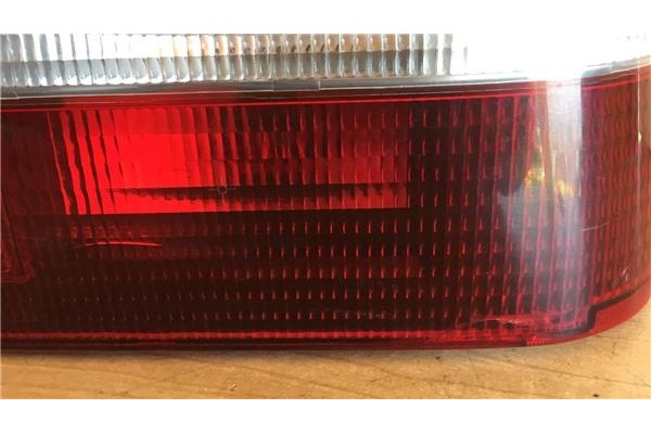 Recambio de piloto trasero derecho para volvo serie 440 1.8i referencia OEM IAM 474207 293802  Recambio de piloto trasero derecho para volvo serie 440 1.8i referencia OEM IAM 474207 293802