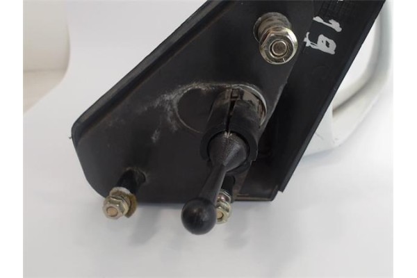 Recambio de retrovisor derecho para renault r 19 berl. con portón (b/c53) referencia OEM IAM   