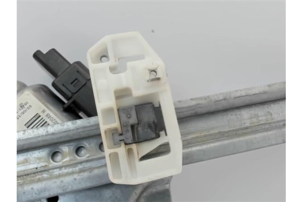 Recambio de mecanismo elevalunas trasero derecho para renault scenic ii (jm) referencia OEM IAM   