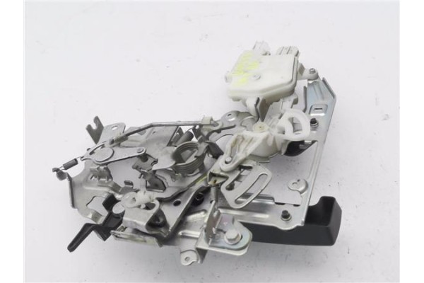 Recambio de cerradura puerta corredera derecha para renault master iii combi 2.3 l1h1 3,0t referencia OEM IAM 8200766631L  