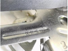 Recambio de cerradura puerta corredera derecha para renault master iii combi 2.3 l1h1 3,0t referencia OEM IAM 8200766631L  