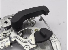 Recambio de cerradura puerta corredera derecha para renault master iii combi 2.3 l1h1 3,0t referencia OEM IAM 8200766631L  