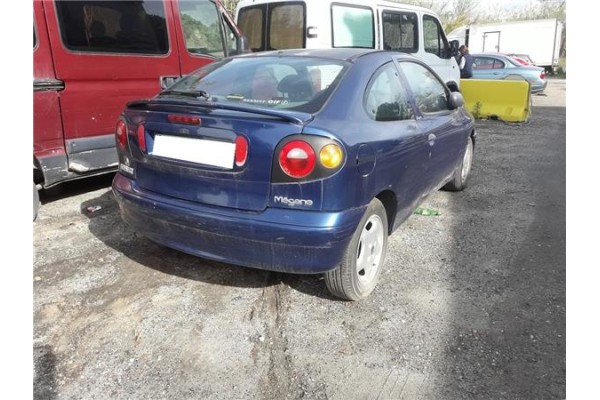 renault megane i classic (la0)(1996) del año 