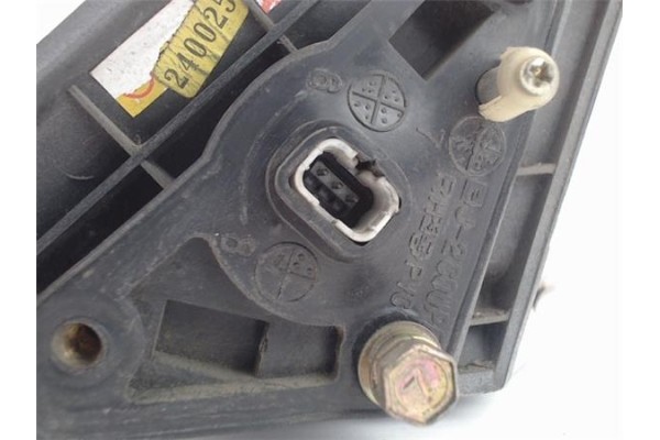 Recambio de retrovisor electrico derecho para hyundai accent (lc) referencia OEM IAM 8762125720 31551066 8762025740CA , HYUNDAI