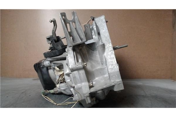 Recambio de caja cambios manual para renault megane ii berlina 5p referencia OEM IAM JR5102  