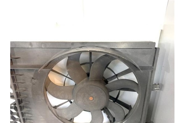 Recambio de electroventilador para volkswagen polo v (6r1) 1.4 advance referencia OEM IAM 6R0121207 6R0121207C 