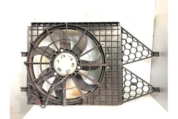 Recambio de electroventilador para volkswagen polo v (6r1) 1.4 advance referencia OEM IAM 6R0121207 6R0121207C 
