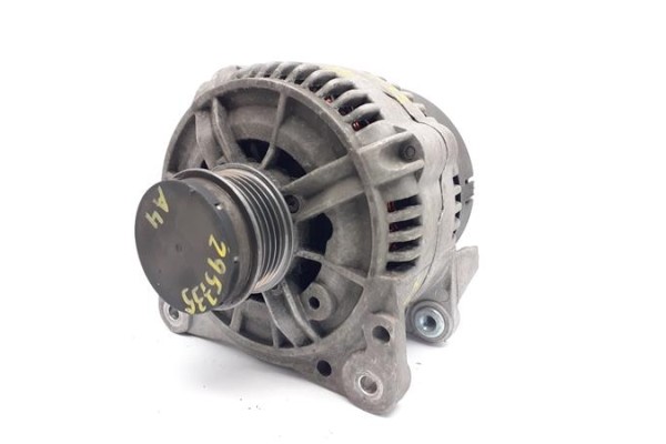 Recambio de alternador para audi a4 berlina (b5) 1.9 tdi referencia OEM IAM 8EL011710231  