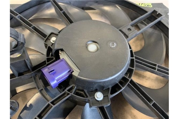 Recambio de electroventilador para dacia sandero stepway 2017-2020 1.0 sce stepway 75 (b8jc, b8jd) referencia OEM IAM 214753416R