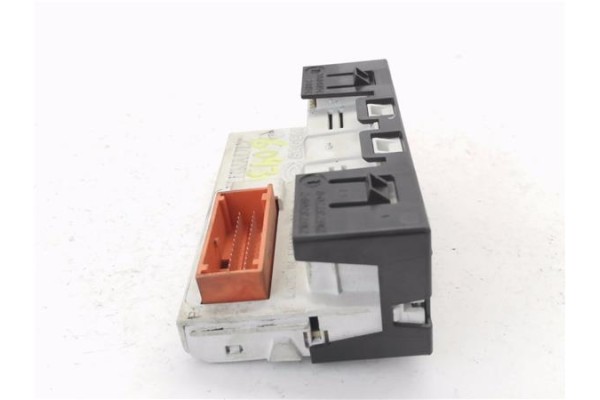 Recambio de reloj horario para renault megane ii sedán (lm0/1_) 1.5 dci referencia OEM IAM 8200107839B 216737697 