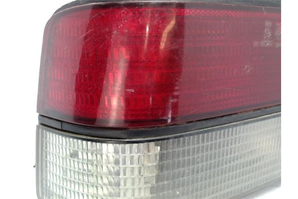 Recambio de piloto trasero izquierdo para peugeot 405 berlina referencia OEM IAM 635191  