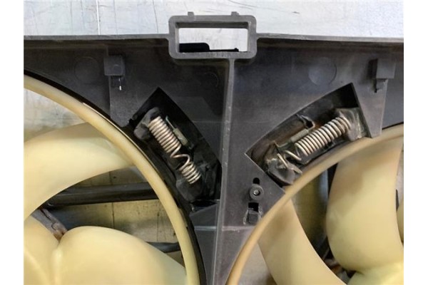 Recambio de electroventilador para saab 9-3 berlina 1.9 tid referencia OEM IAM 24410993  