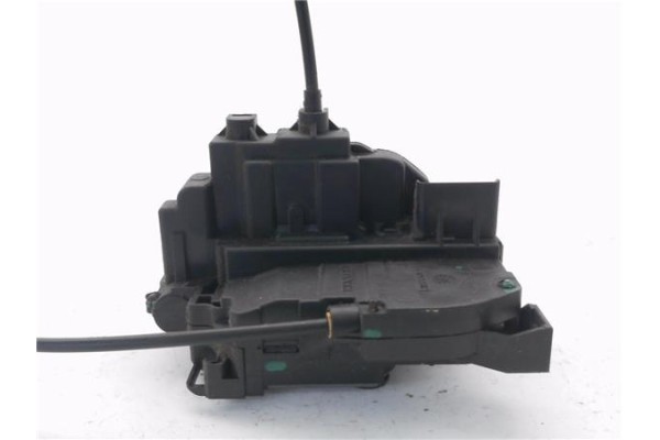 Recambio de cierre electromagnetico delantero derecho para renault master iii combi 2.3 l1h1 3,0t referencia OEM IAM 805020009R 