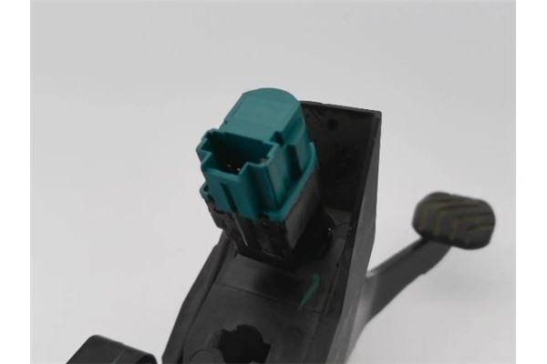 Recambio de pedal freno para renault clio v 1.0 business referencia OEM IAM 180108467R 465014942R 