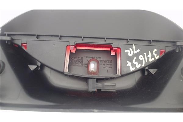 Recambio de luz central de freno para dacia sandero stepway 2017-2020 1.0 sce stepway 75 (b8jc, b8jd) referencia OEM IAM 2659070