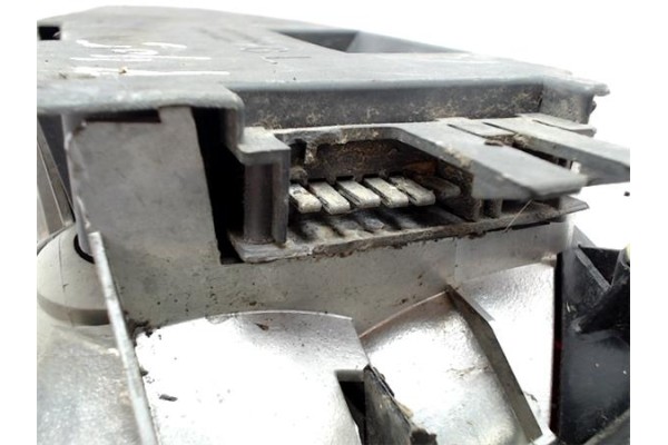 Recambio de piloto trasero izquierdo para peugeot 405 berlina referencia OEM IAM 635191  