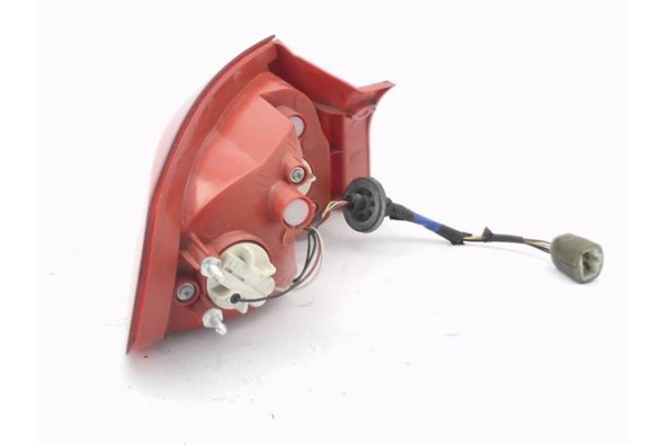 Recambio de piloto trasero derecho para chevrolet lacetti 1.6 cdx referencia OEM IAM 96387725  