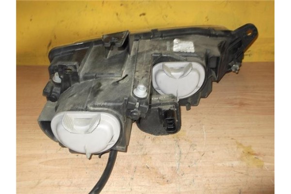 Recambio de faro delantero izquierdo para mazda 323 c/f/s berlina (ba) 1.5 16v referencia OEM IAM 11061708II 11061708 