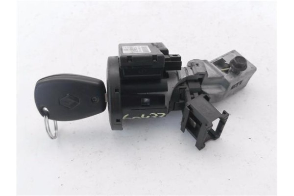 Recambio de clausor para renault master iii combi 2.3 l1h1 3,0t referencia OEM IAM 8200405701F 2811334922T 