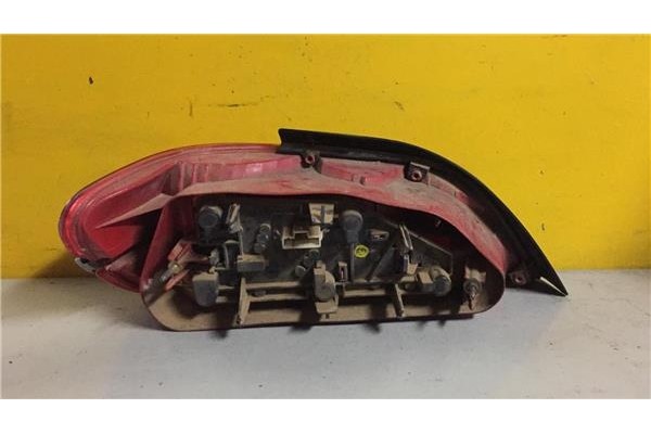 Recambio de piloto trasero derecho para peugeot 406 berlina (s1/s2) 1.8 sr referencia OEM IAM 9644652577  