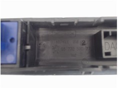 Recambio de conjunto interruptores para peugeot 208 referencia OEM IAM 9677059077  
