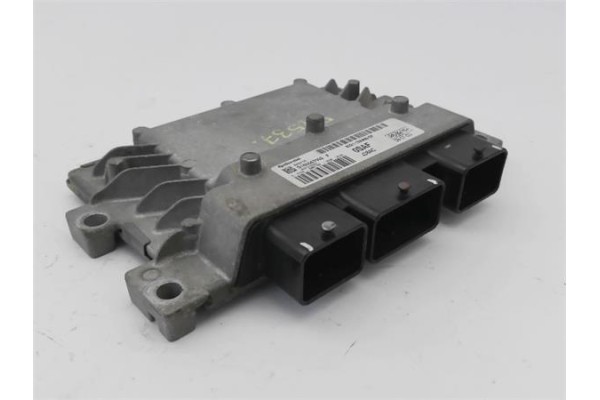 Recambio de centralita para ford fiesta vi 1.25 referencia OEM IAM 8U7112A650AA  