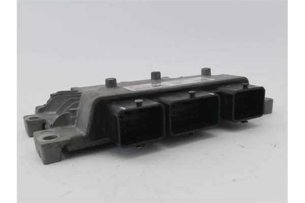 Recambio de centralita para ford fiesta vi 1.25 referencia OEM IAM 8U7112A650AA  
