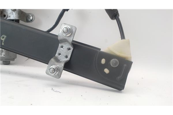 Recambio de mecanismo elevalunas trasero derecho para chevrolet captiva referencia OEM IAM 25937970  