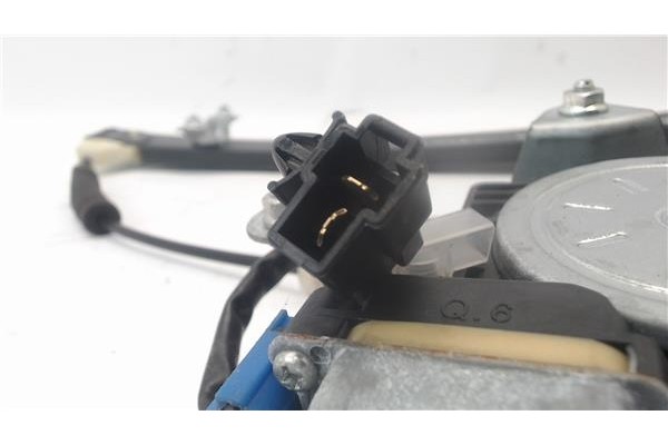 Recambio de mecanismo elevalunas trasero derecho para chevrolet captiva referencia OEM IAM 25937970  