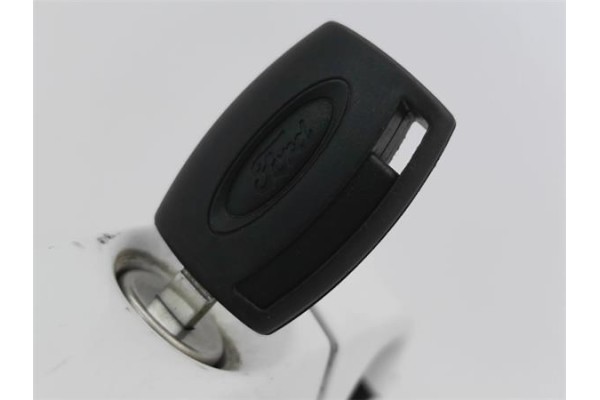 Recambio de maneta exterior delantero izquierda para ford fiesta vi 1.25 referencia OEM IAM 8A61A22404BCXWAA  