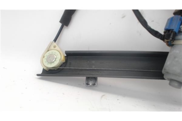 Recambio de mecanismo elevalunas trasero derecho para chevrolet captiva referencia OEM IAM 25937970  