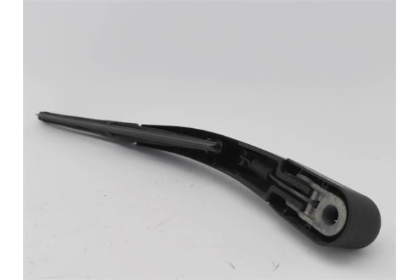 Recambio de brazo limpiaparabrisas trasero para ford fiesta vi 1.25 referencia OEM IAM 8A61A17K441AE  