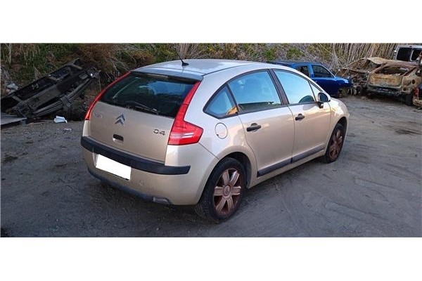 citroen c4 berlina del año 2006