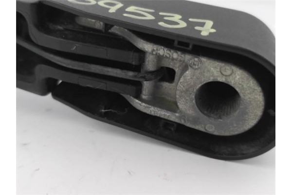 Recambio de brazo limpiaparabrisas trasero para ford fiesta vi 1.25 referencia OEM IAM 8A61A17K441AE  
