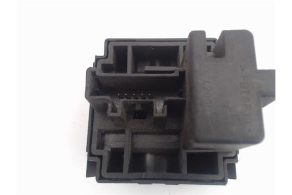 Recambio de mando de luces para renault scenic ii (jm) referencia OEM IAM 82000954958  