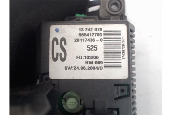 Recambio de reloj horario para opel corsa c 1.3 cdti referencia OEM IAM 13242079 28117436 