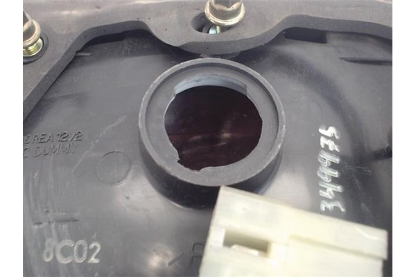 Recambio de piloto porton trasero izquierdo para ssangyong musso referencia OEM IAM 8360105851X  