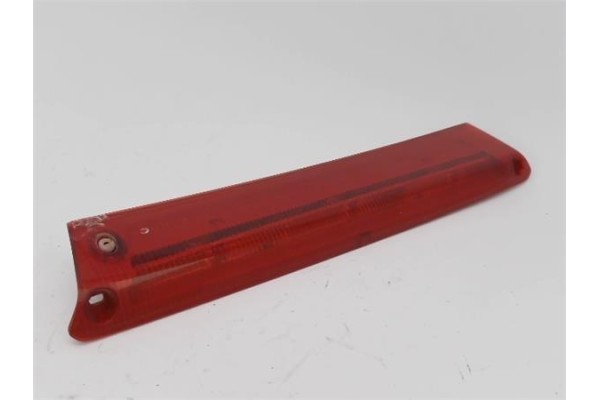Recambio de luz central de freno para ford fiesta vi 1.25 referencia OEM IAM 8A6113A613AK  