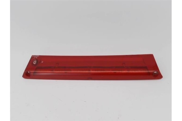 Recambio de luz central de freno para ford fiesta vi 1.25 referencia OEM IAM 8A6113A613AK  