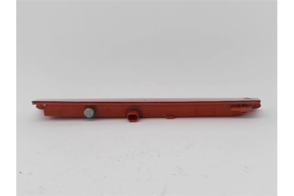 Recambio de luz central de freno para ford fiesta vi 1.25 referencia OEM IAM 8A6113A613AK  