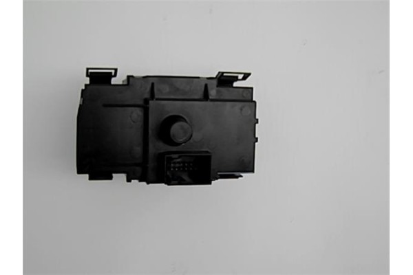 Recambio de mando de luces para citroen saxo 1.6 vtr referencia OEM IAM 693279403 33600102 